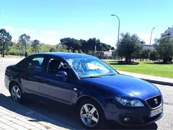 Azul Usado 2010 Seat Exeo Reference Berlina | 4500 € (Super precio)