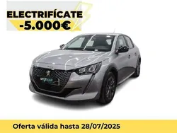 Gris Usado 2023 Peugeot e-208 Allure Utilitario | 20.495 € (Precio justo)