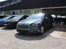 Gris Usado 2020 Skoda Superb Style Familiar | 18.650 € (Super precio)