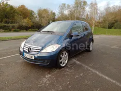 Azul Usado 2009 Mercedes A180 Elegance Berlina | 5900 € (Precio justo)
