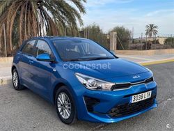 Azul Usado 2021 Kia Rio Berlina | 13.300 € (Buen precio)