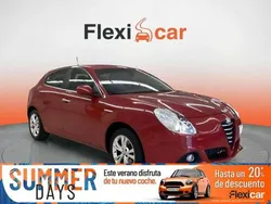 Amarillo Usado 2015 Alfa Romeo Giulietta Distinctive Utilitario | 10.290 € (Precio justo)