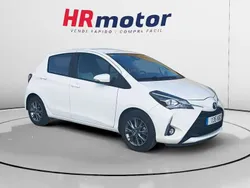 Blanco Usado 2018 Toyota Yaris Active Utilitario | 10.790 € (Precio justo)