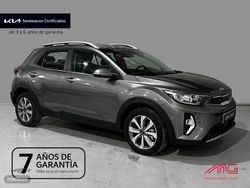 Astro grey (m7g) Usado 2024 Kia Stonic SUV | 20.450 € (Precio justo)