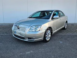 Gris / plata Usado 2006 Toyota Avensis Sol Berlina | 4850 € (Precio justo)