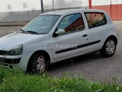 Blanco Usado 2006 Renault Clio II Berlina | 3100 € (Buen precio)