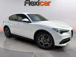 Blanco Usado 2022 Alfa Romeo Stelvio Sprint SUV | 28.490 € (Caro)