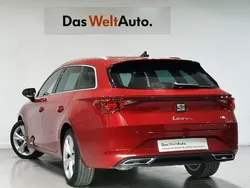Rojo Usado 2024 Seat Leon ST FR Familiar | 25.990 € (Precio justo)