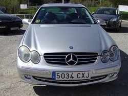 Plata Usado 2004 Mercedes CLK320 Avantgarde Coupe | 7950 € (Precio justo)