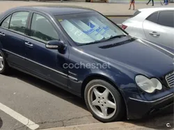 Azul Usado 2001 Mercedes C180 Elegance Berlina | 5500 € (Un poco caro)