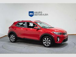 Rojo Usado 2024 Kia Stonic SUV | 17.000 € (Precio justo)