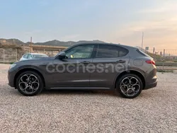 Gris / plata Usado 2021 Alfa Romeo Stelvio Veloce SUV | 25.999 € (Un poco caro)
