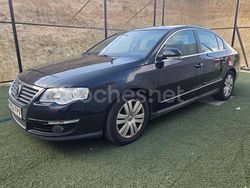 Negro Usado 2007 VW Passat Highline Berlina | 5999 € (Precio justo)