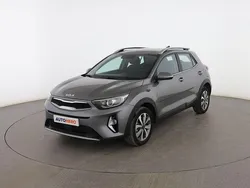 Gris Usado 2023 Kia Stonic Plus SUV | 17.499 € (Precio justo)