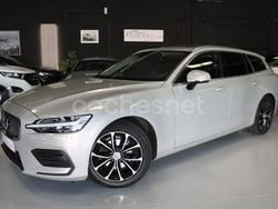 Gris / plata Usado 2019 Volvo V60 Momentum Familiar | 23.500 € (Precio justo)