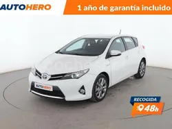 Blanco Usado 2015 Toyota Auris Hybrid Active Berlina | 14.699 € (Precio justo)