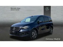 Azul Nuevo 2024 Mercedes 180 Berlina | 31.100 €
