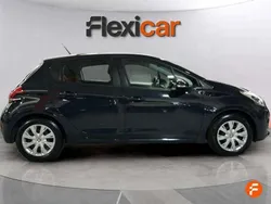 Azul Usado 2018 Peugeot 208 Active Utilitario | 7790 € (Buen precio)