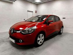 Rojo Usado 2015 Renault Clio IV LIMITED Berlina | 7490 € (Precio justo)