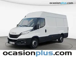 Blanco Usado 2023 Iveco Daily Berlina | 24.578 € (Super precio)