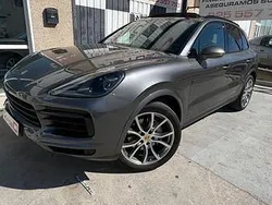 Varios colores Usado 2019 Porsche Cayenne SUV | 53.949 € (Precio justo)