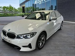 Blanco Usado 2022 BMW 320 Comfort Edition Berlina | 35.200 € (Precio justo)