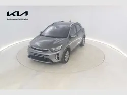 Gris Usado 2024 Kia Stonic SUV | 18.446 € (Precio justo)