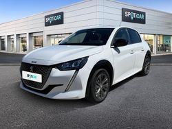 Blanco Usado 2023 Peugeot e-208 Allure Utilitario | 18.900 € (Precio justo)