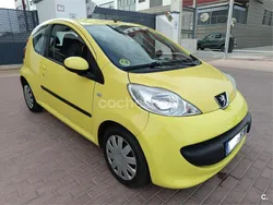 Amarillo Usado 2008 Peugeot 107 Utilitario | 2299 € (Precio justo)