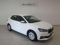 Blanco Usado 2024 Skoda Fabia Essence Utilitario | 15.500 € (Precio justo)