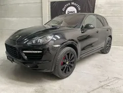 Negro Usado 2012 Porsche Cayenne GTS SUV | 35.900 €