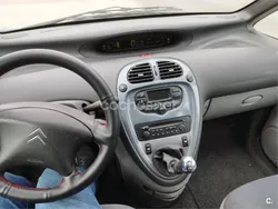 Azul Usado 2004 Citroën Xsara Picasso Monovolumen | 2600 € (Precio justo)