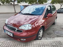 Granate Usado 2002 Chevrolet Tacuma SX Monovolumen | 3200 €