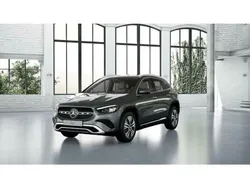 Gris Nuevo 2025 Mercedes GLA200 SUV | 46.400 € (Precio justo)