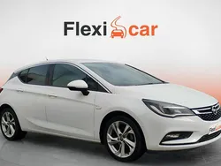 Blanco Usado 2017 Opel Astra Dynamic Berlina | 10.690 € (Precio justo)