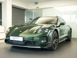 Verde oak neo metalizado Usado 2024 Porsche Taycan Cross Turismo Berlina | 133.000 €
