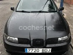 Negro Usado 2000 Seat Leon Berlina | 2500 € (Precio justo)
