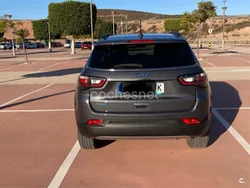 Gris / plata Usado 2023 Jeep Compass Limited SUV | 32.000 € (Caro)