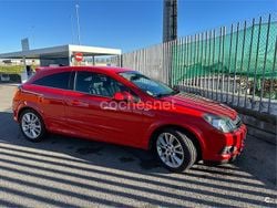 Rojo Usado 2006 Opel Astra GTC Enjoy Berlina | 3450 € (Precio justo)