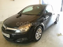 Negro Usado 2009 Opel Astra GTC Energy Berlina | 3250 € (Buen precio)