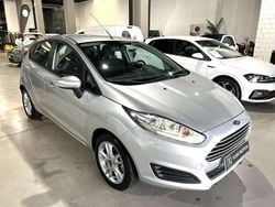 Gris Usado 2015 Ford Fiesta Titanium Utilitario | 8490 € (Precio justo)