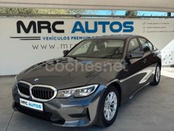 Gris / plata Usado 2021 BMW 318 Advantage Berlina | 23.500 € (Buen precio)