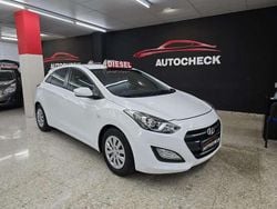 Blanco Usado 2016 Hyundai i30 Utilitario | 11.990 € (Caro)