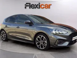Gris Usado 2020 Ford Focus ST-Line Berlina | 14.990 € (Buen precio)