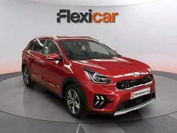 Rojo Usado 2021 Kia Niro 2 SUV | 19.190 € (Precio justo)