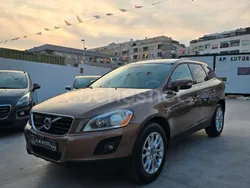 Marrón Usado 2009 Volvo XC60 Momentum SUV | 9450 € (Precio justo)