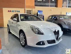 Blanco Usado 2013 Alfa Romeo Giulietta Veloce Utilitario | 6890 €