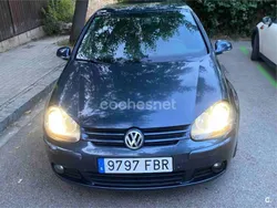Azul Usado 2006 VW Golf V Highline Berlina | 4900 € (Buen precio)