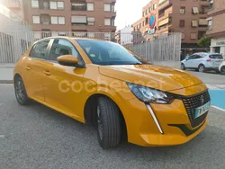 Amarillo Usado 2021 Peugeot 208 Allure Utilitario | 14.000 € (Caro)
