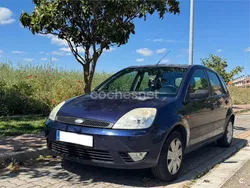 Azul Usado 2003 Ford Fiesta Trend Utilitario | 1999 € (Buen precio)